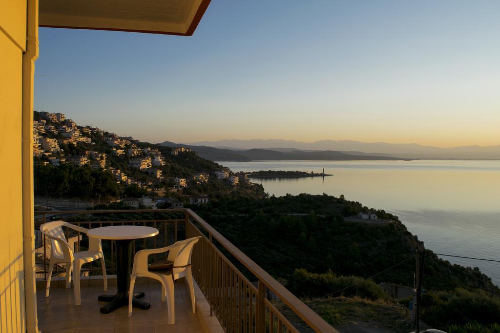 Hotel Milton Mavrovoúnion Buitenkant foto