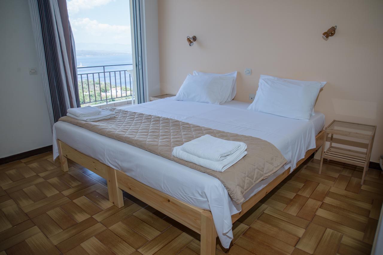 Hotel Milton Mavrovoúnion Buitenkant foto