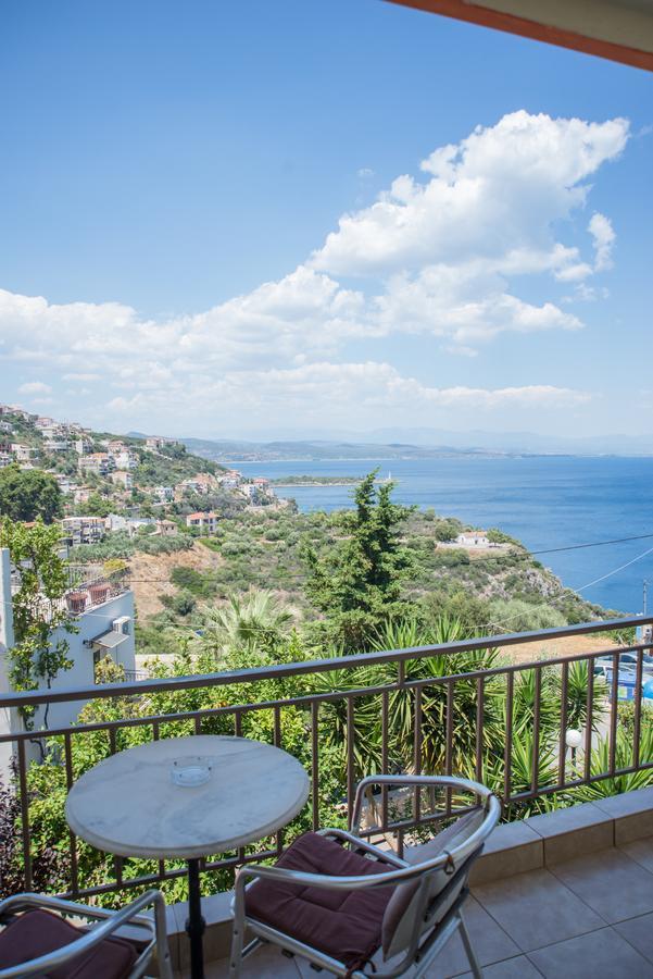 Hotel Milton Mavrovoúnion Buitenkant foto
